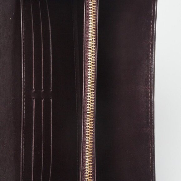 Louis Vuitton Amarante Monogram Vernis Sarah Wallet - Picture 9 of 9